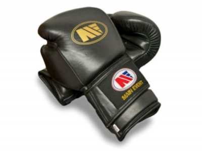 Main Event TTG 5000 Titanium Pro Training Boxing Gloves Black Gold